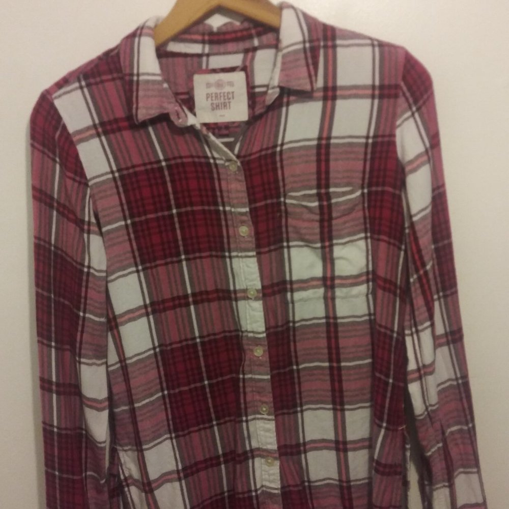 SO-Long Sleeve Shirt Red and white